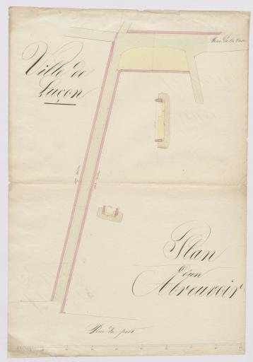 Plan d'un abreuvoir, avec 2 coupes en travers, [19 décembre 1831] / [Ballereau].